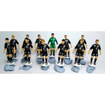 Subbuteo Andrew Table Soccer New Zealand 2014 National Team  no bases no box only 12 figures